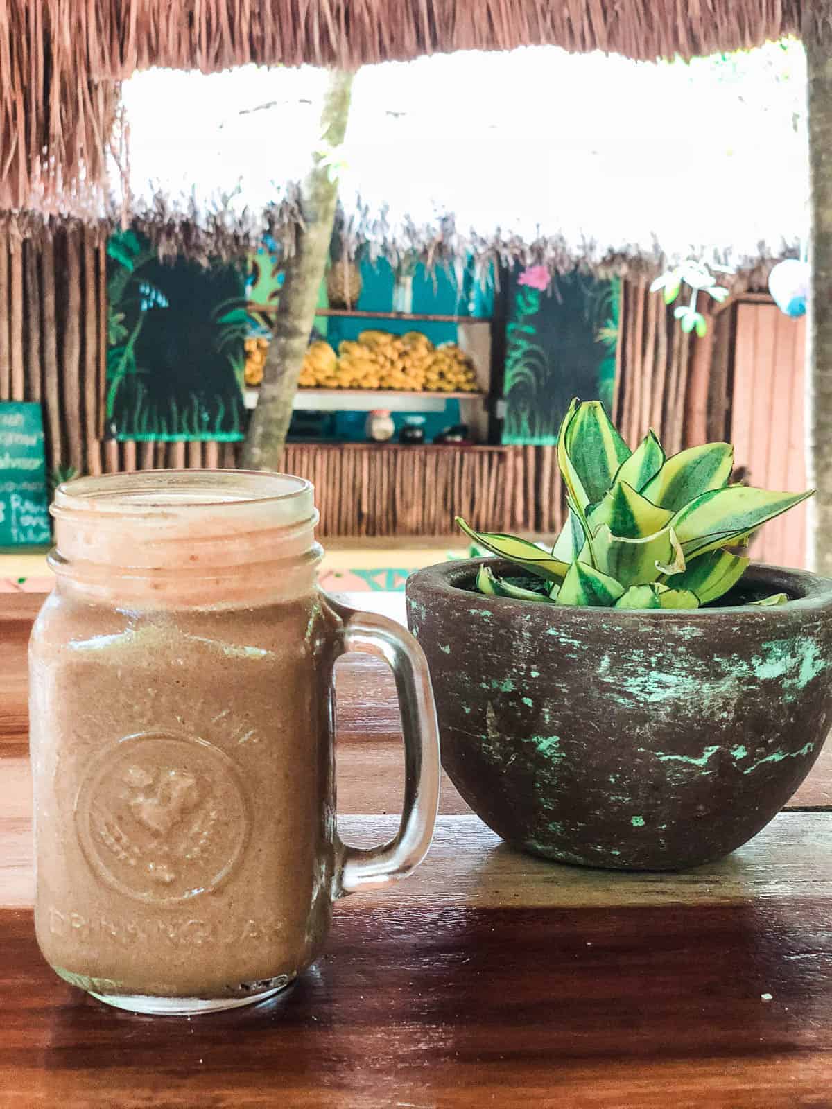 3 Day Tulum Itinerary - The Perfect Weekend In Tulum - Smoothies at Raw Love Cafe